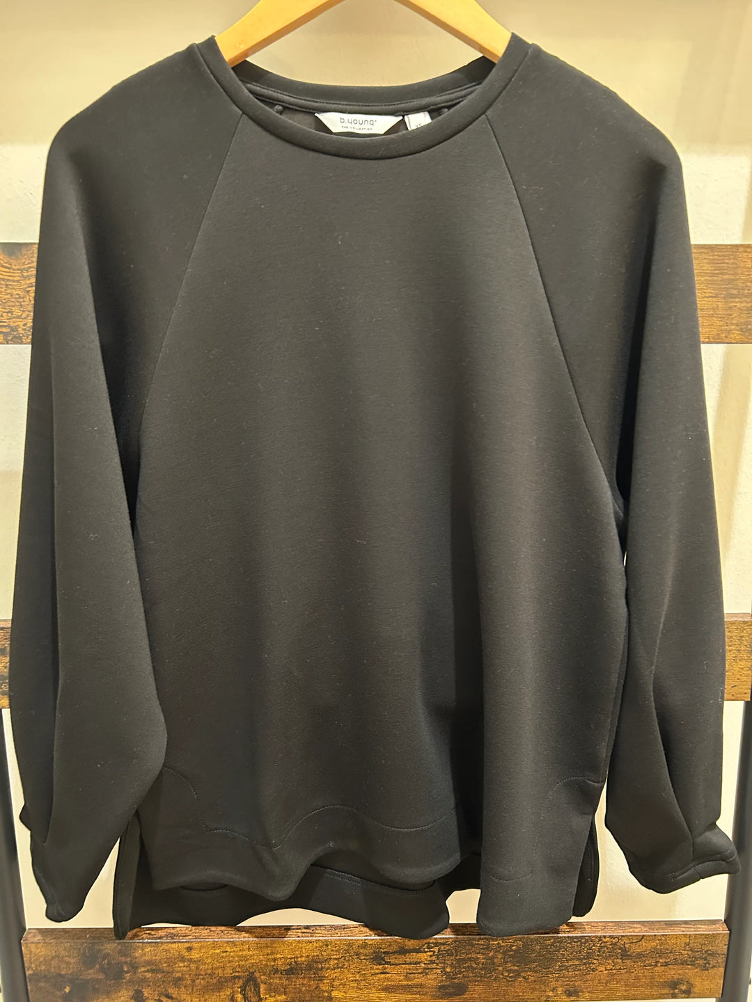 B.YOUNG PUSTI SWEAT 6 - BLACK