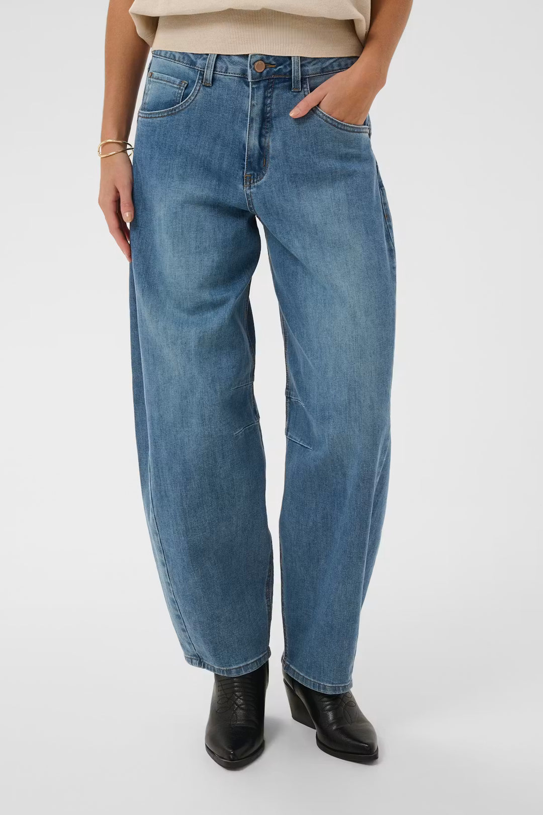 CRBAHREN BARREL JEANS "DAWSON MEDIUM BLUE DENIM"