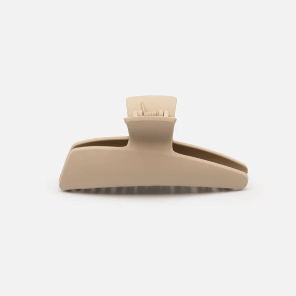 BEIGE GEOMETRIC PLASTIC CLIP WITH MATTE FINISH