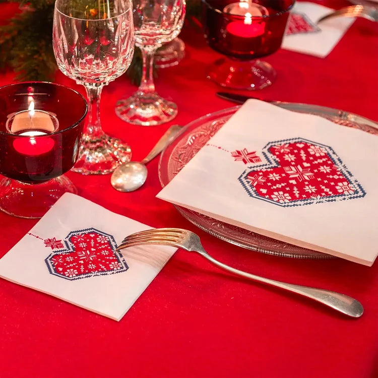 EMBROIDERED HEART DINNER NAPKIN