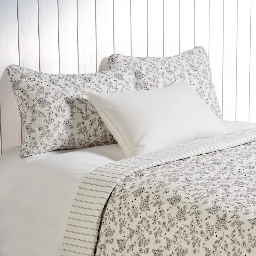 CAMPAGNE CHOCOLATE BROWN FLORAL QUILT - KING, 3PCS