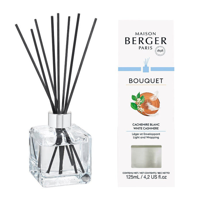 WHITE CASHMERE BOUQUET REED DIFFUSER