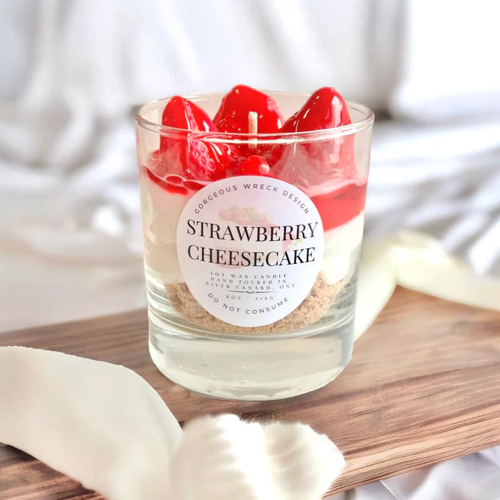 STRAWBERRY CHEESECAKE DESSERT CANDLE
