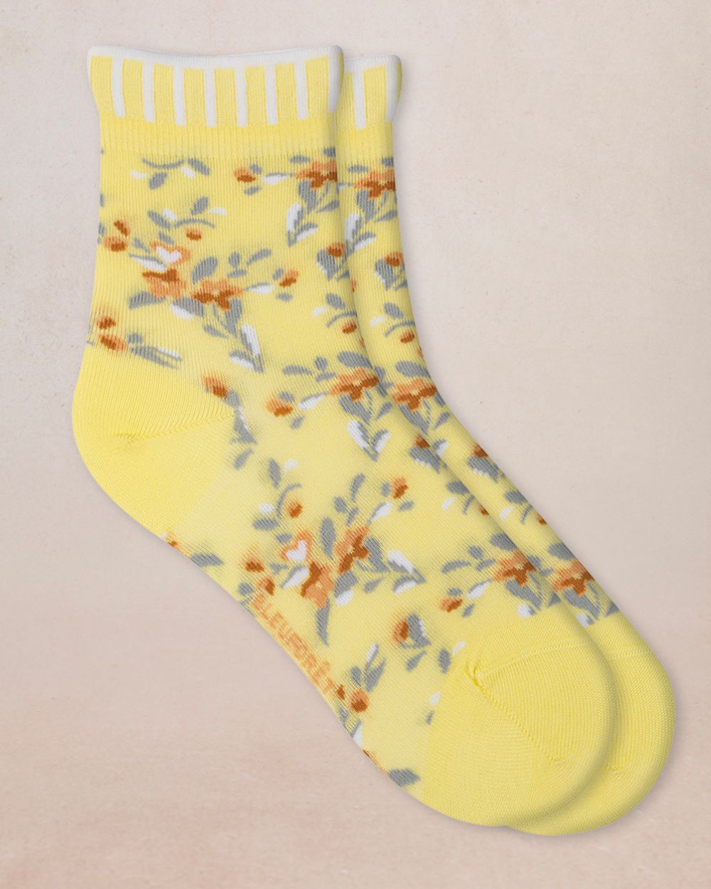 LIBERTY PRINT SHORT SOCKS IN SCOTTISH WOOL AND LEMONGRASS