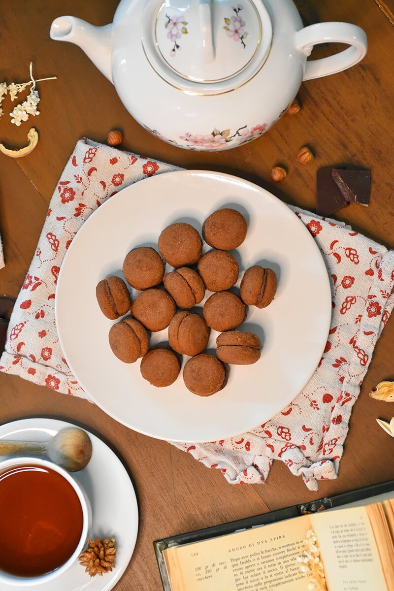 BACI DI DAMA - COCOA AND PISTACHIO 130G