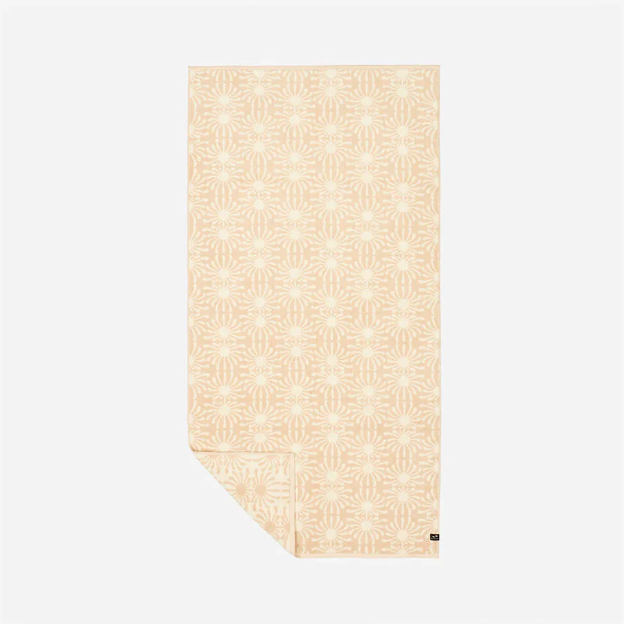 UP AT DAWN BATH TOWEL - BLUSH