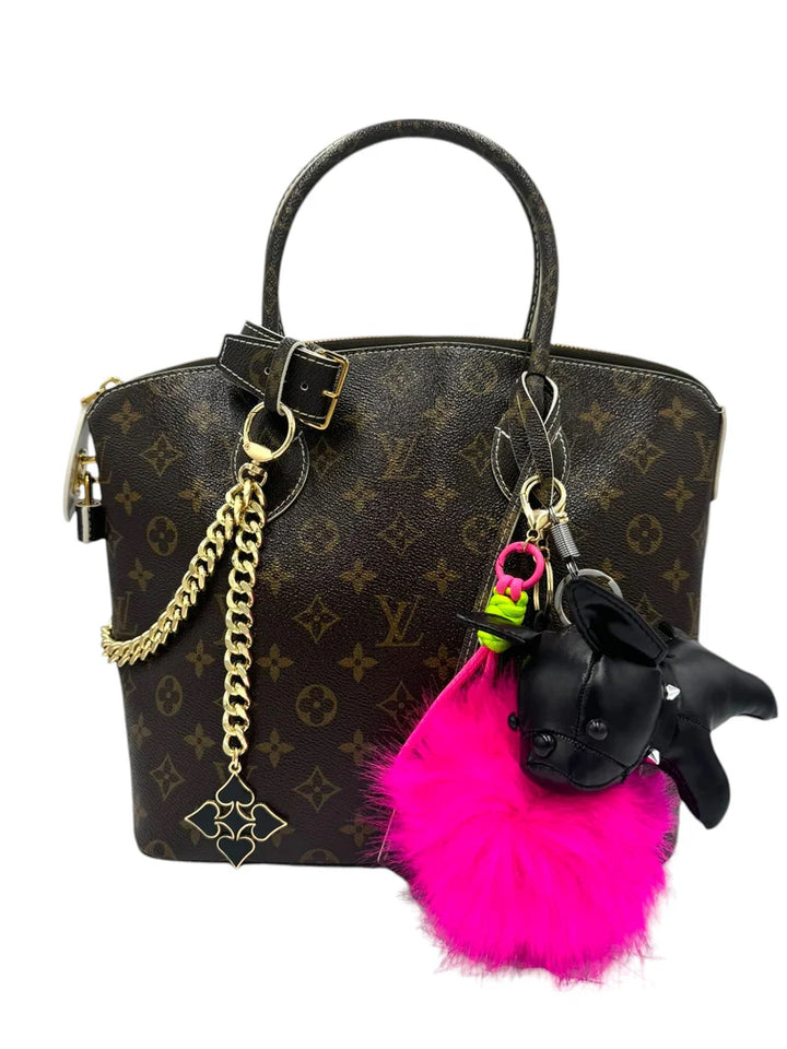 FAUX LEATHER BULLDOG CHARM IN BLACK
