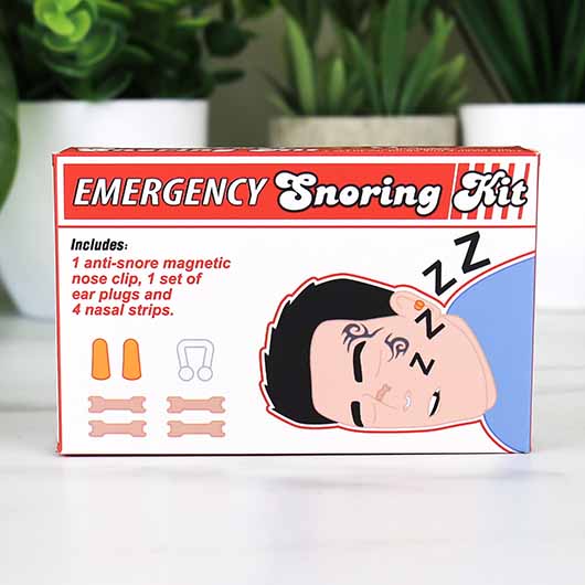 DRESS UP EMERGENCY SNORING KIT