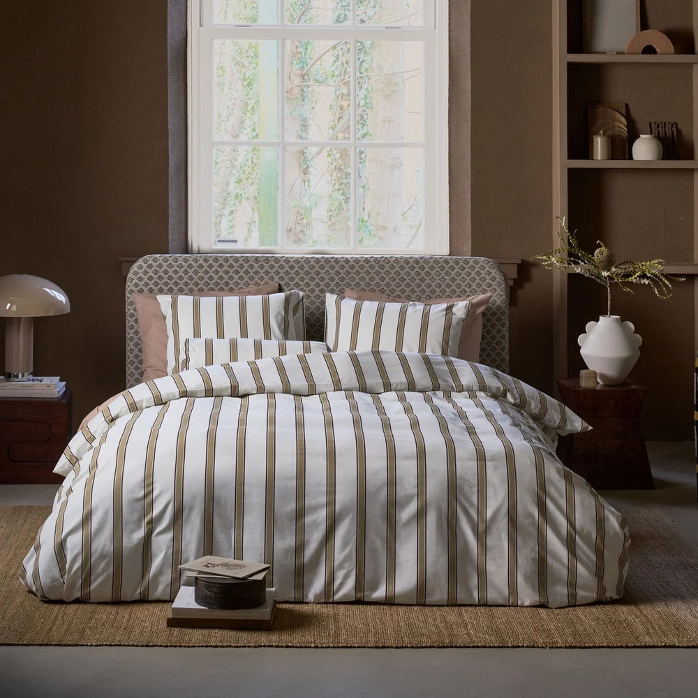 DUNE IVORY DUVET COVER WITH TAN AND BURGUNDY STRIPES - QUEEN + 2 PILLOW SHAMS