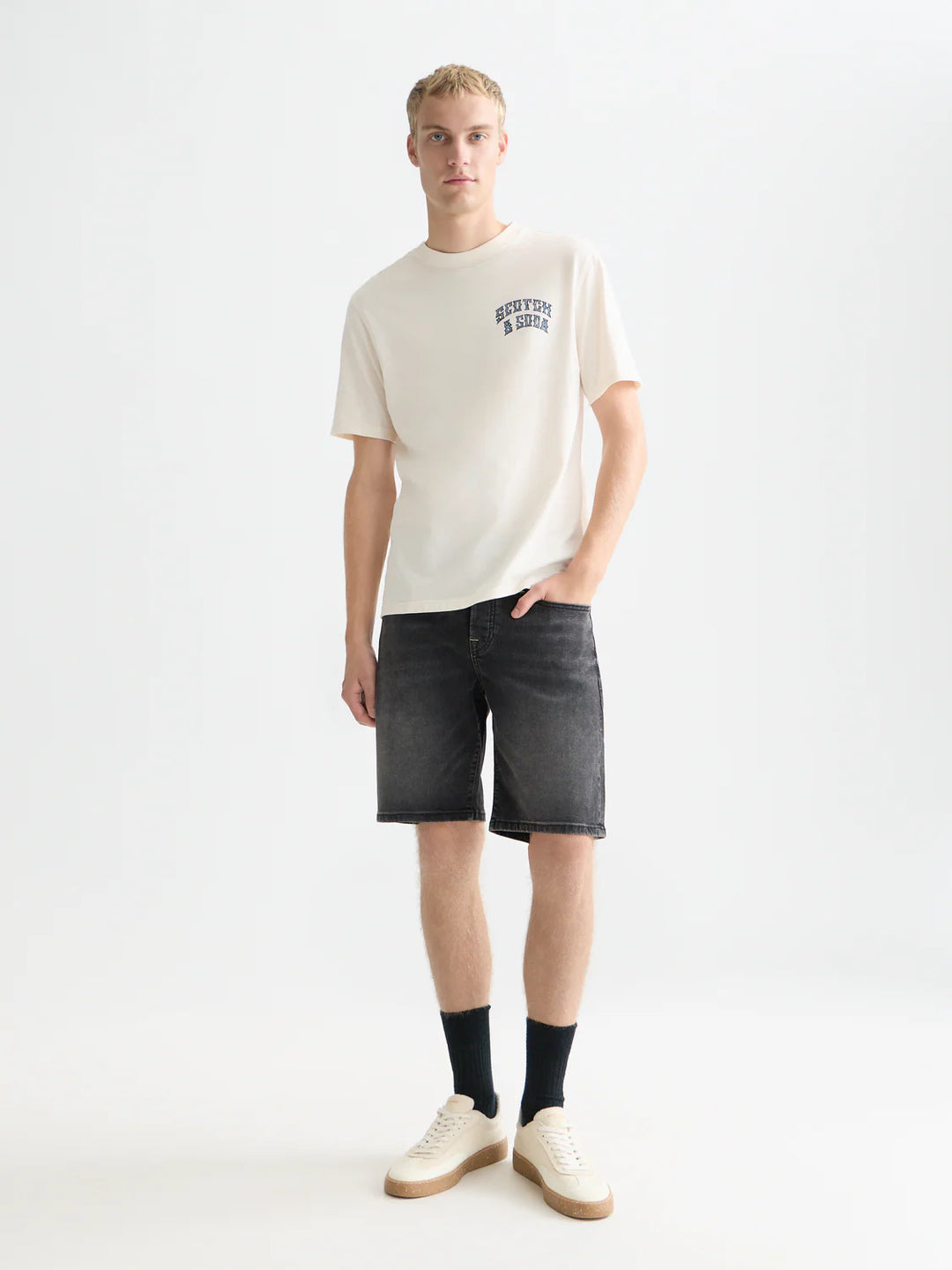 ARTWORK T-SHIRT "EGGNOG"