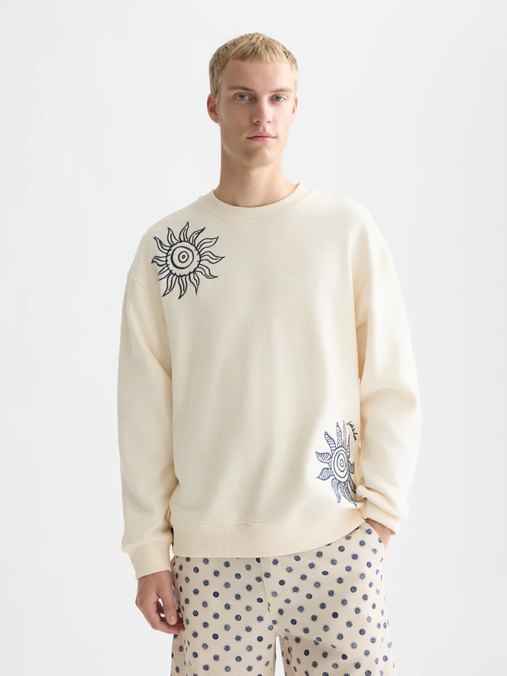 EMBROIDERED RELAXED SWEATSHIRT "EGGNOG"