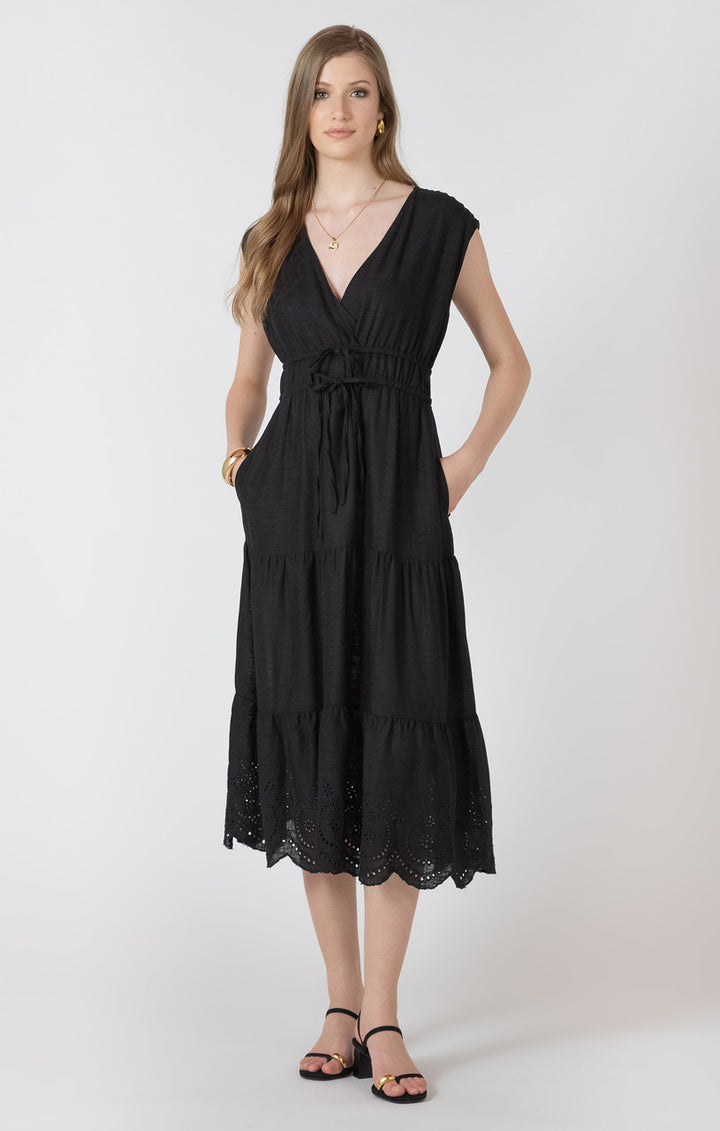 EYELET DRESS "BLACK WASH"