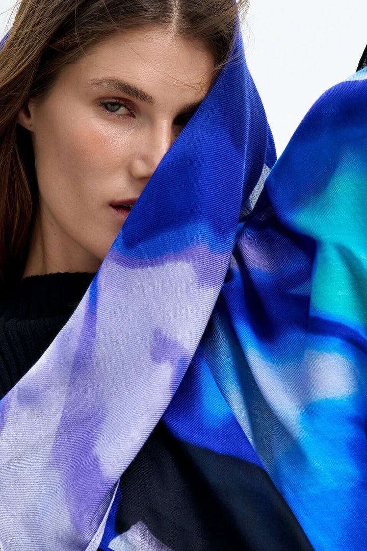 RECTANGULAR GRADIENT FOULARD "BLUE"