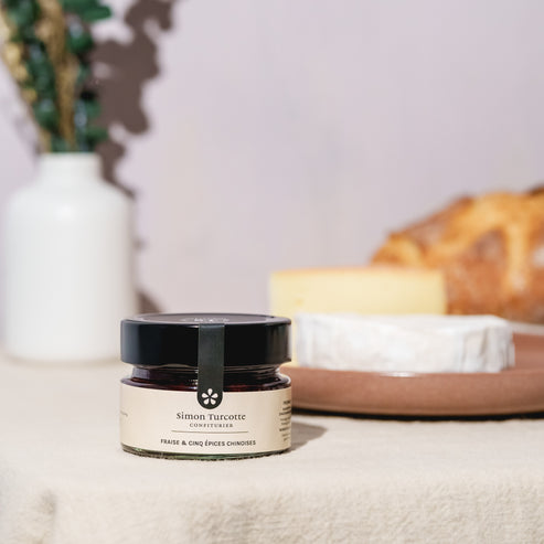 STRAWBERRY AND CHINESE FIVE SPICE JAM 125ML