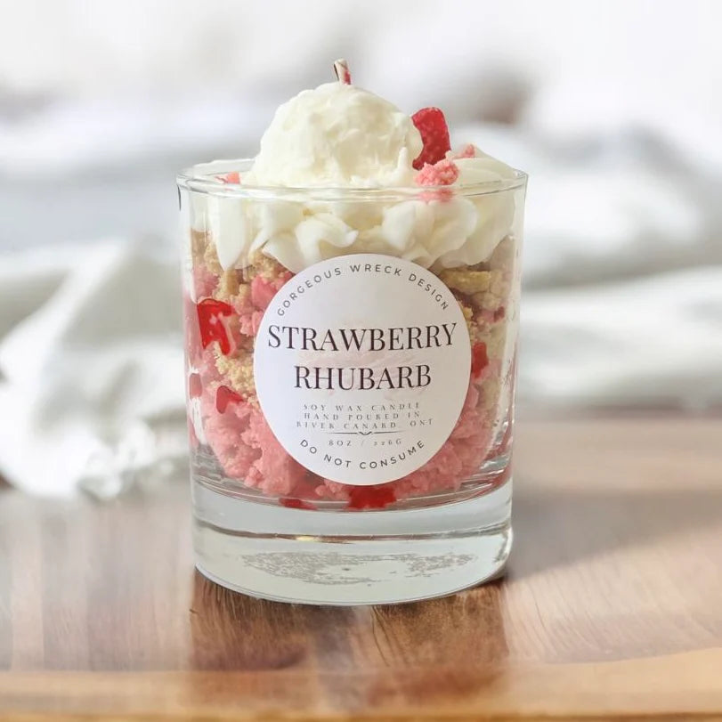 GORGEOUS WRECK DESIGN STRAWBERRY RHUBARB DESSERT CANDLE
