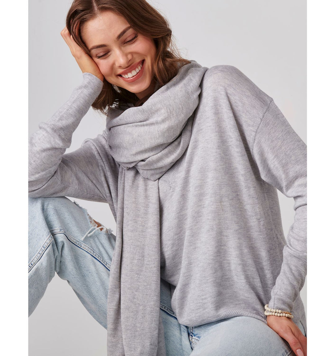 ESSENTIAL CASHMERE BLEND SHAWL "HEATHER GREY"