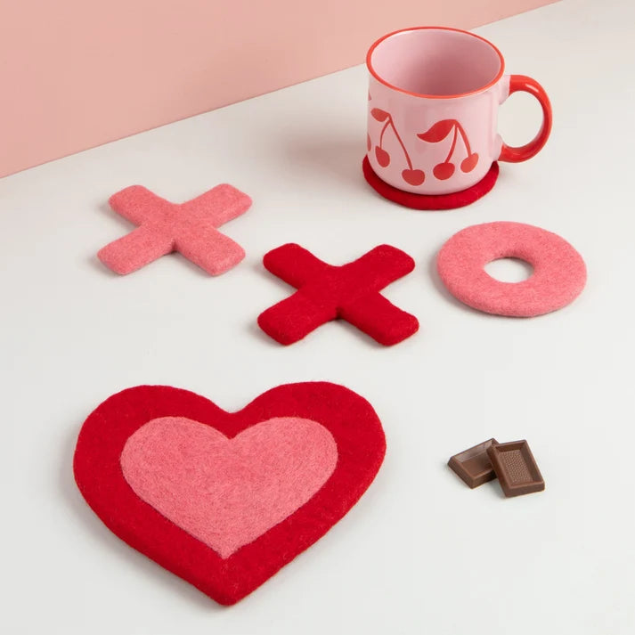 HEART FELT WOOL TRIVET