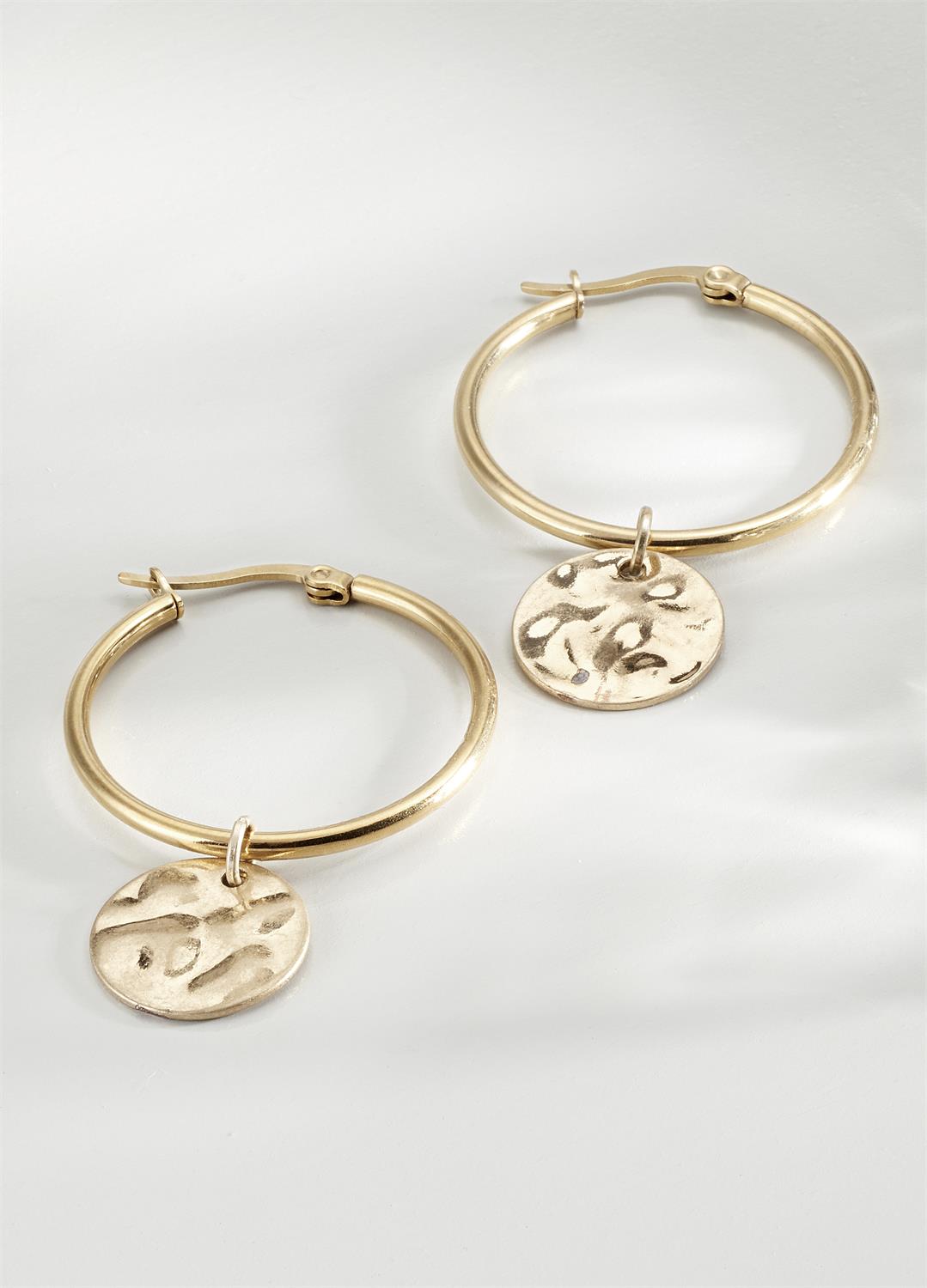 HOOP EARRINGS WITH COIN DANGLER