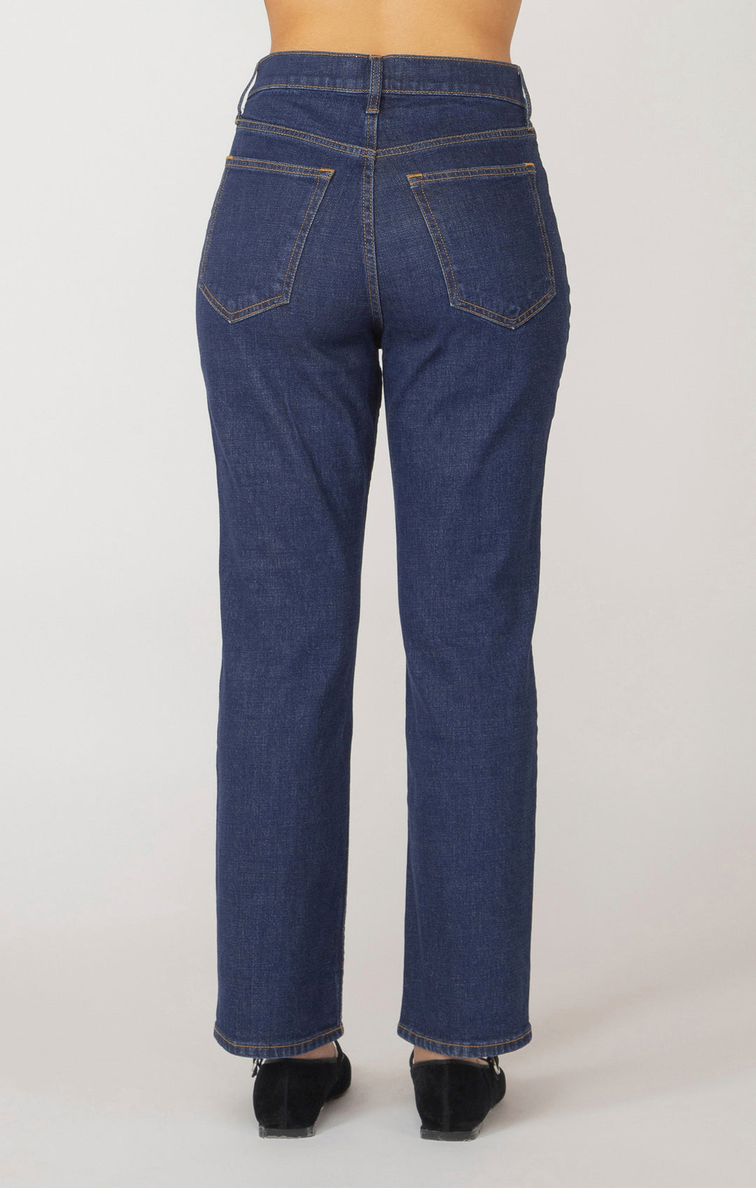 STRAIGHT LEG ANKLE LENGTH JEAN "RINSE WASH"