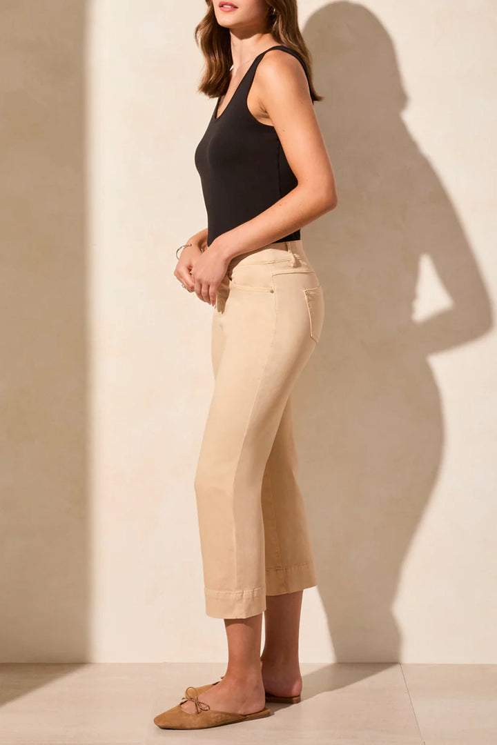 5-POCKET PULL-ON KICK FLARE CAPRI "SAFARI"