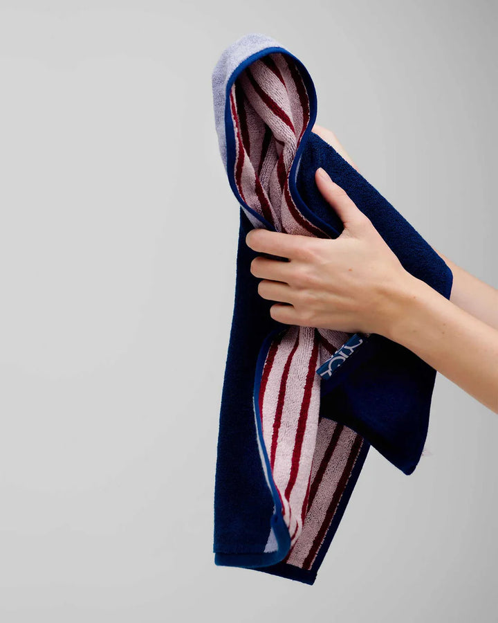 CLASSIC HAND TOWEL "TWO TONE WITH B SIDE" - LILAC/STUDIO NAVY
