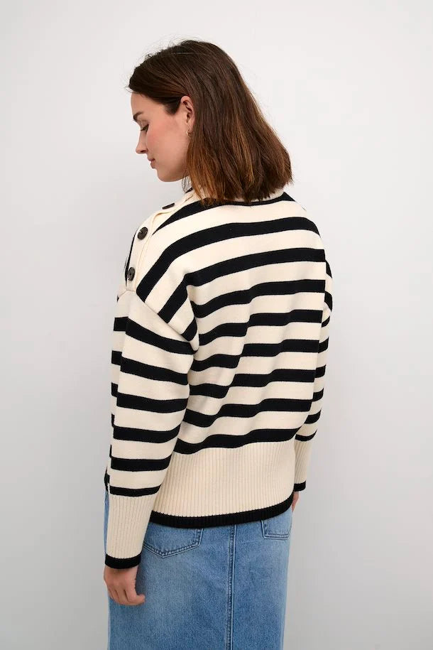 KAMARIE PULLOVER