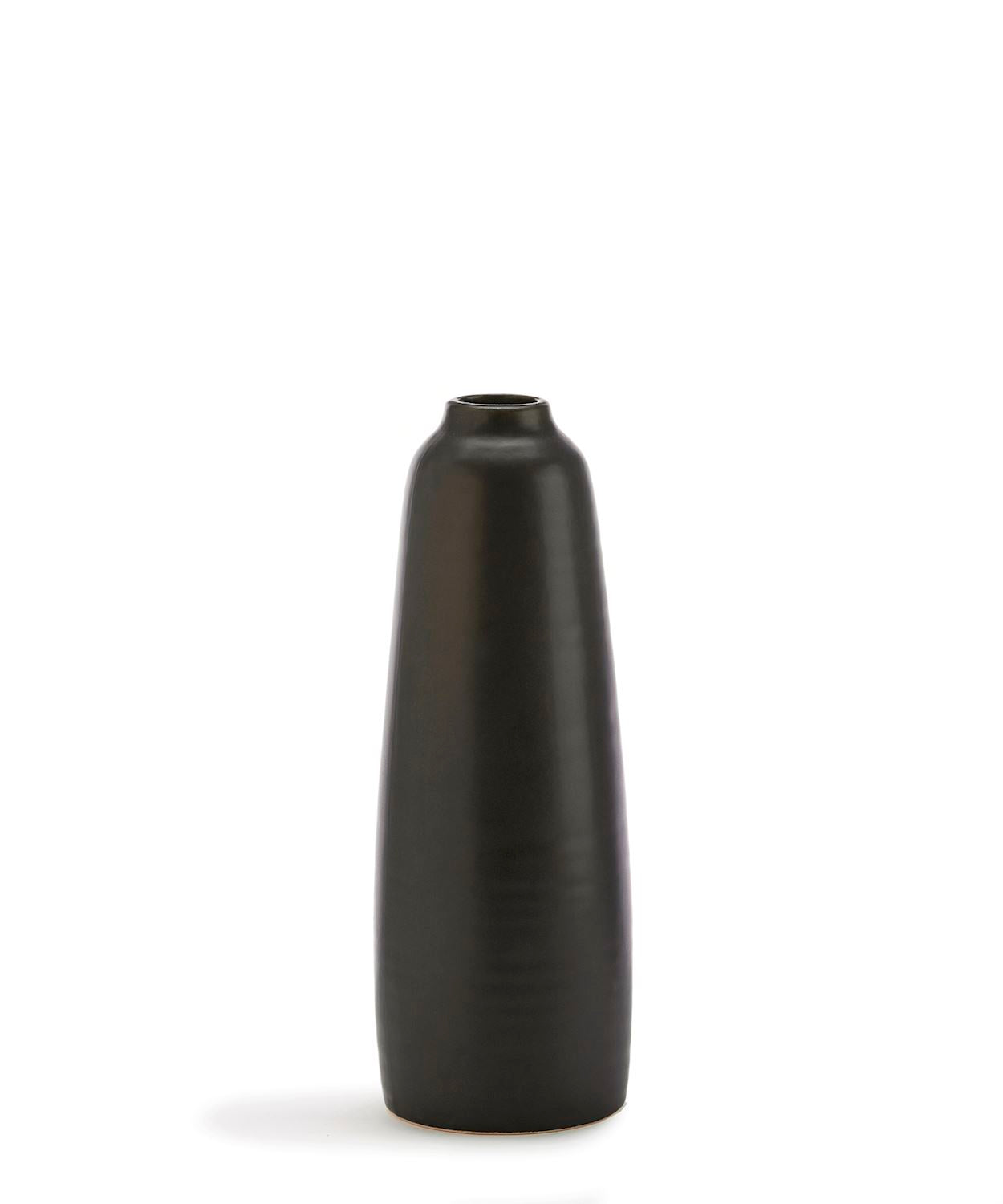TAPERED TABLETOP VASE - MATTE BLACK