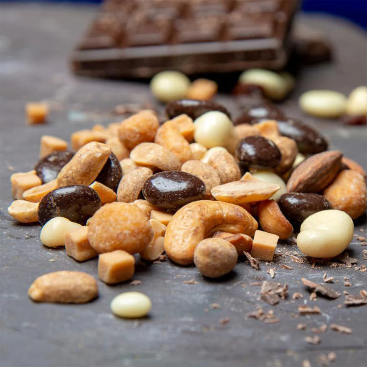MR FILBERT'S - SALTED CARAMEL CHOCOLATE AND NUT MIX 75G