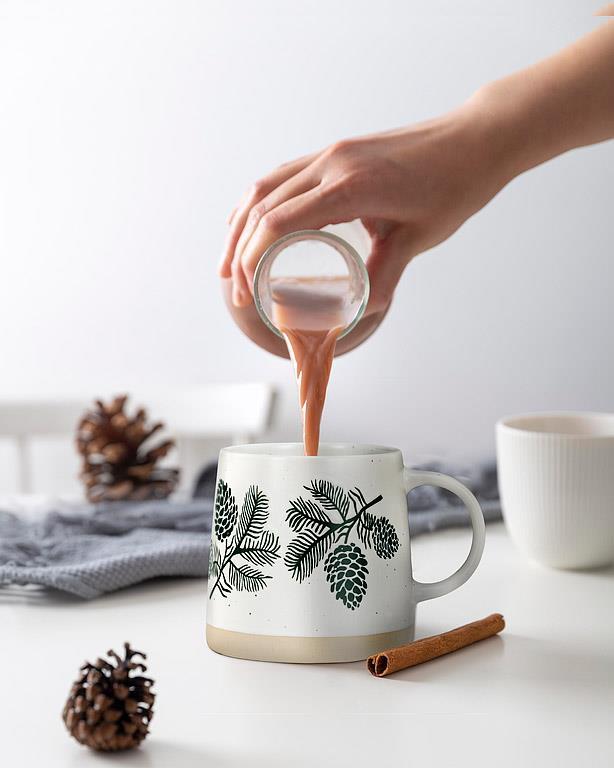 Wide Base Mug with Pinecones (3.5"H 14OZ)