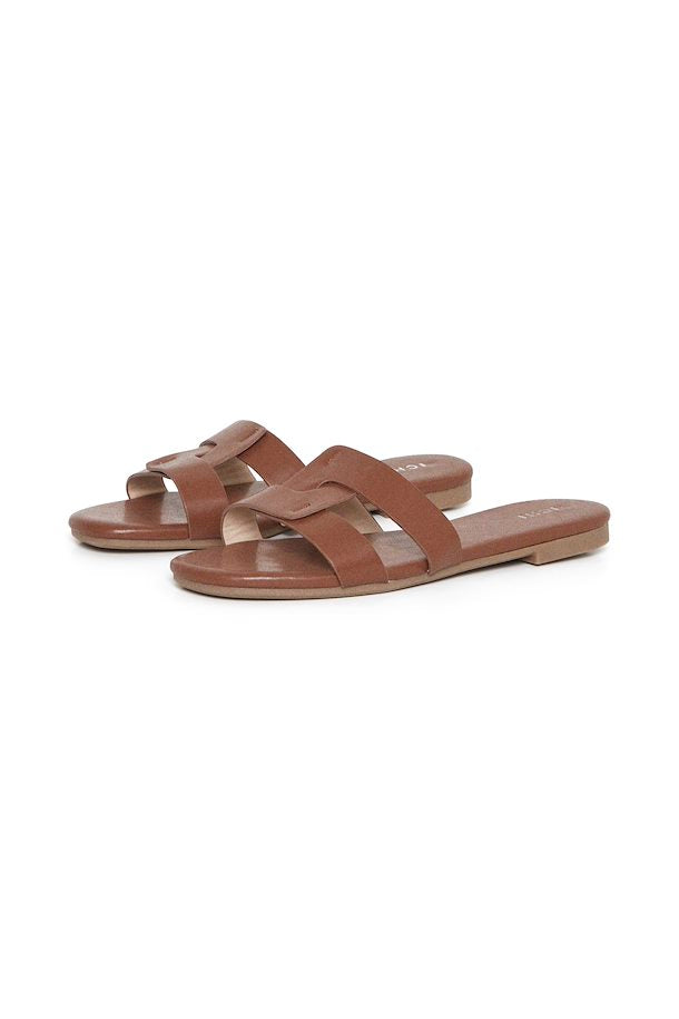 IANIVI SANDAL