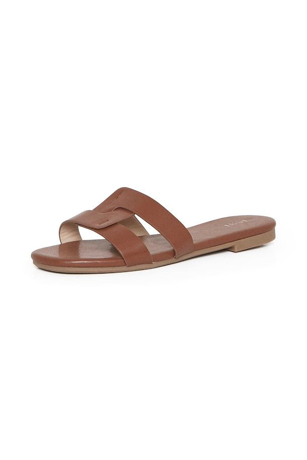 IANIVI SANDAL