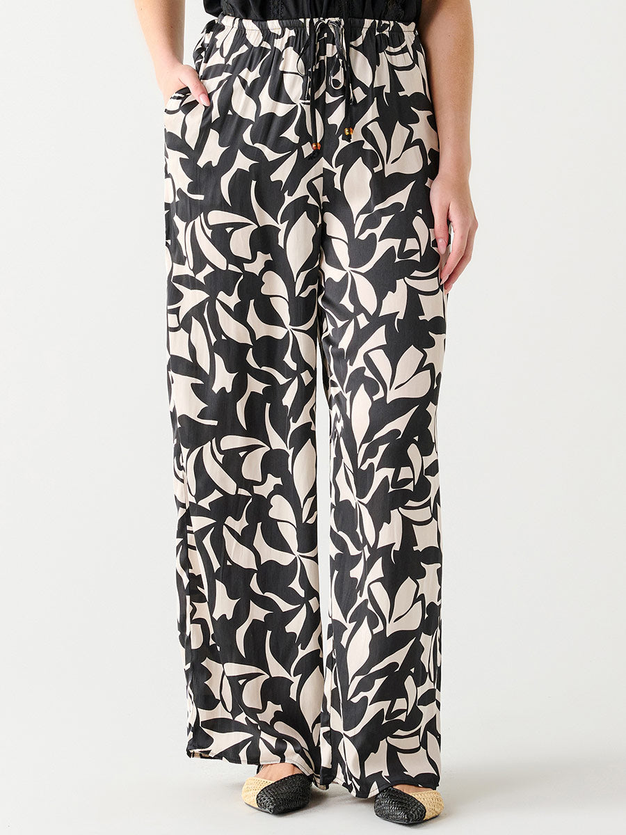 LOOSE PRINTED SATIN PANTS