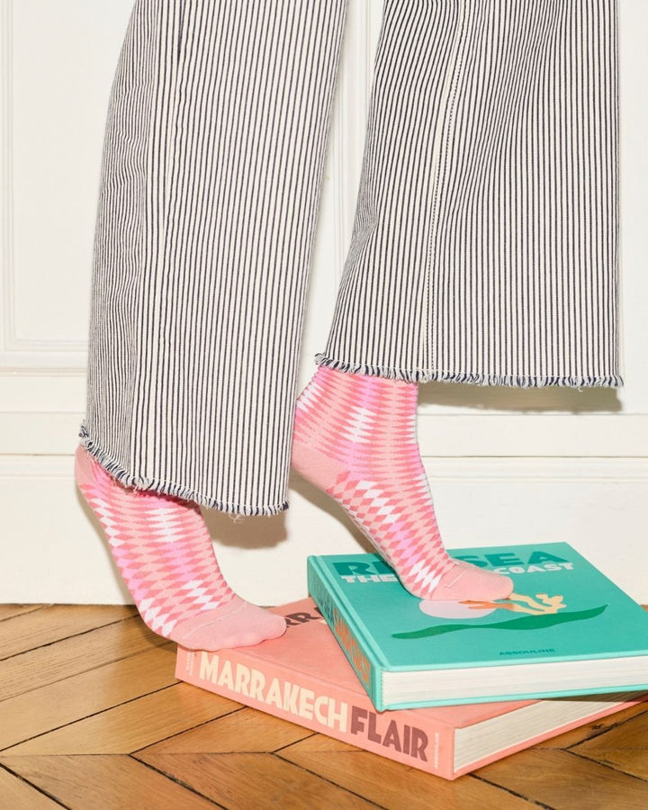 VELVETY SHORT SOCKS WITH BERBER DIAMOND PATTERN "PEACH MELBA"