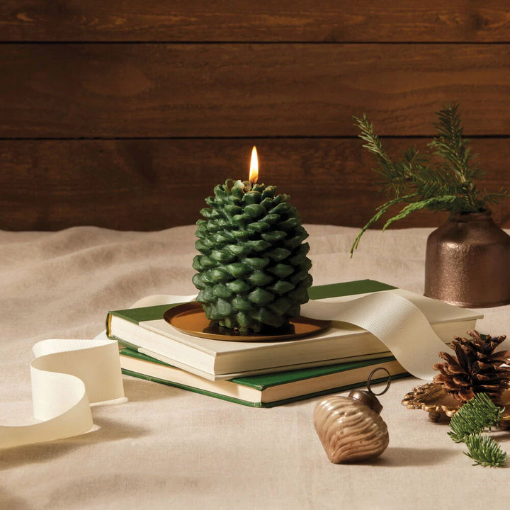 FRASIER FIR PETITE MOLDED PINECONE CANDLE