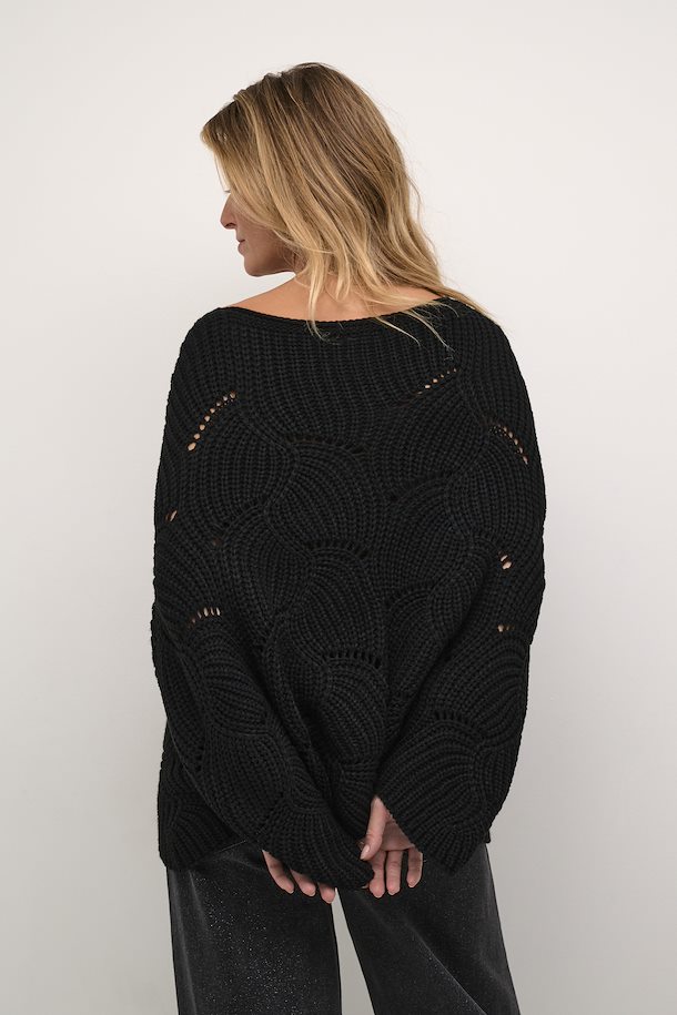 CRMISTLETOE PONCHO "PITCH BLACK"