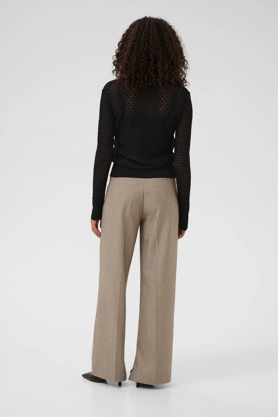 KARAIKO PULLOVER "BLACK DEEP"