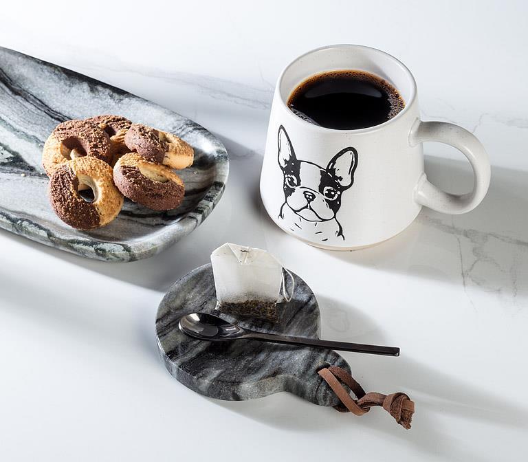 ROUND SPOON REST/DISH W/ LOOP BLACK 5&