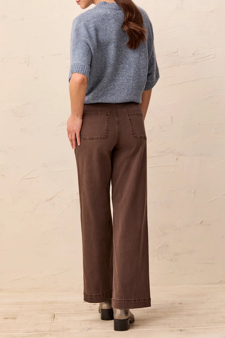 SOPHIA CURVY SUPER STRAIGHT ANKLE DENIM "SADDLEBROWN"
