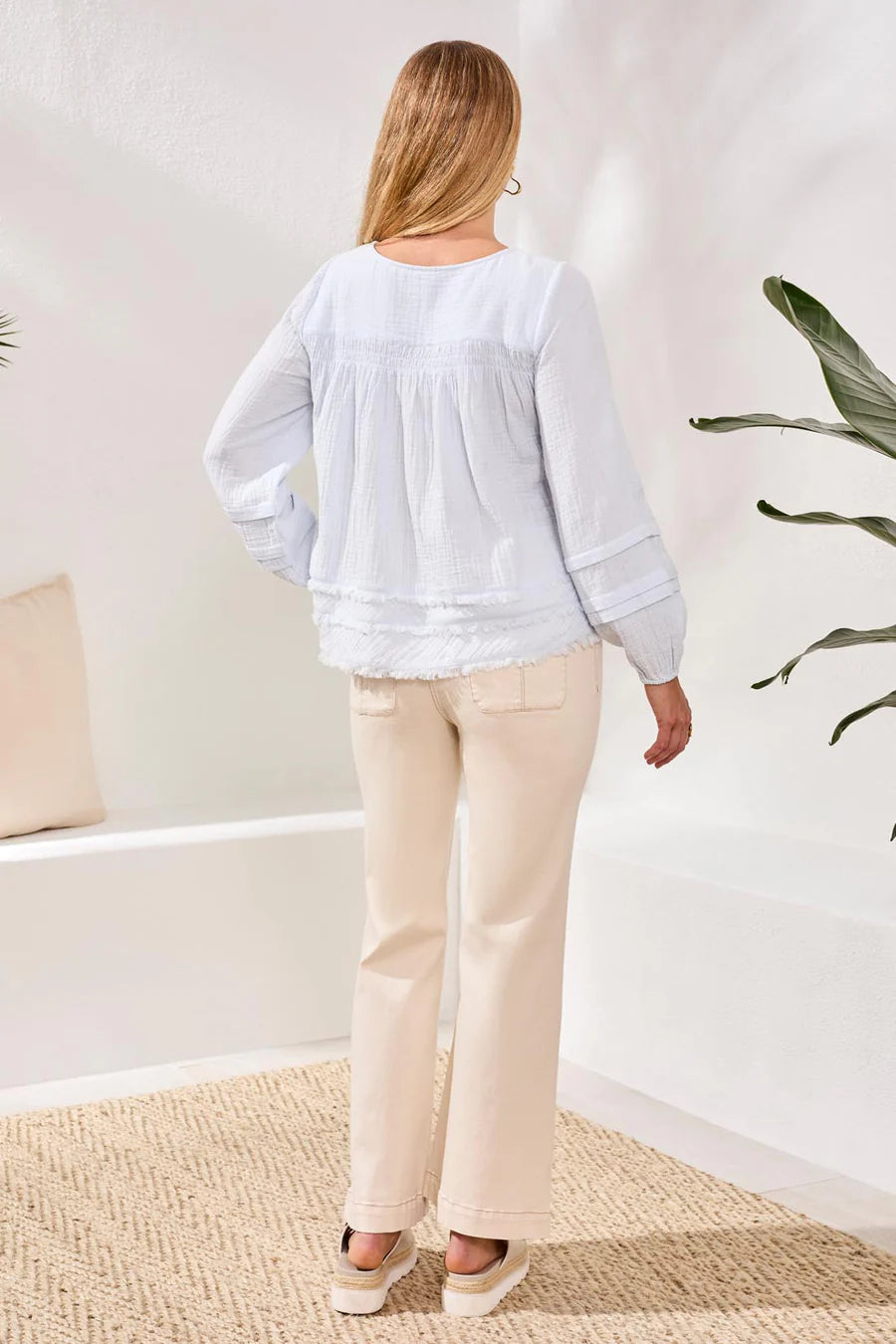 CRINKLE GAUZE BUTTON-FRONT BALLOON SLEEVE FRAYED HEM BLOUSE "SALTWATER"