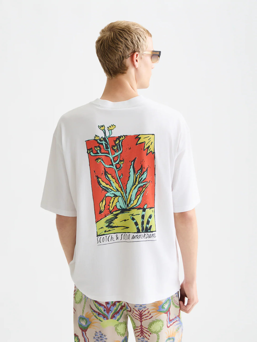 ARTWORK LOOSE T-SHIRT "BRIGHT WHITE"