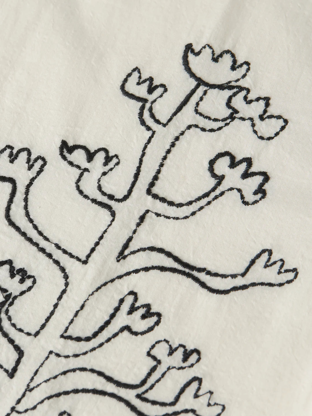 EMBROIDERED SEERSUCKER RELAXED SHORT SLEEVE SHIRT "EGGNOG"