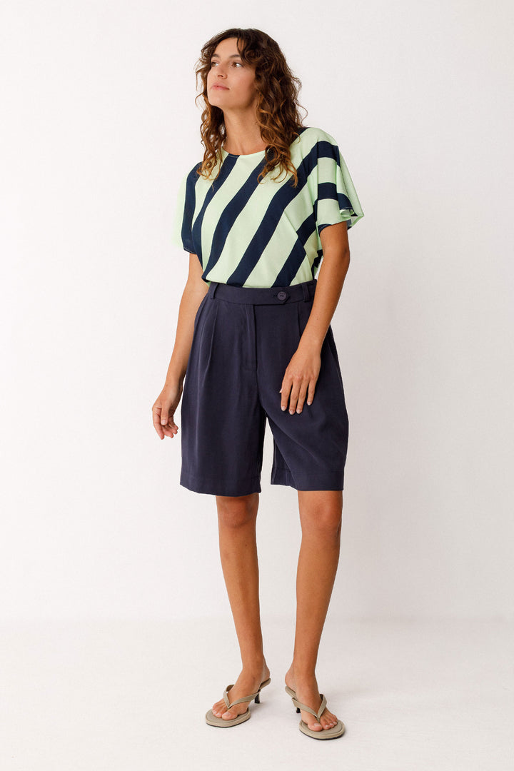 LAIDA-SHORT "NAVY"