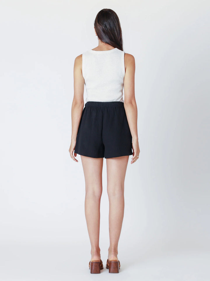 PULL-ON TEXTURED SHORTS "BLACK"