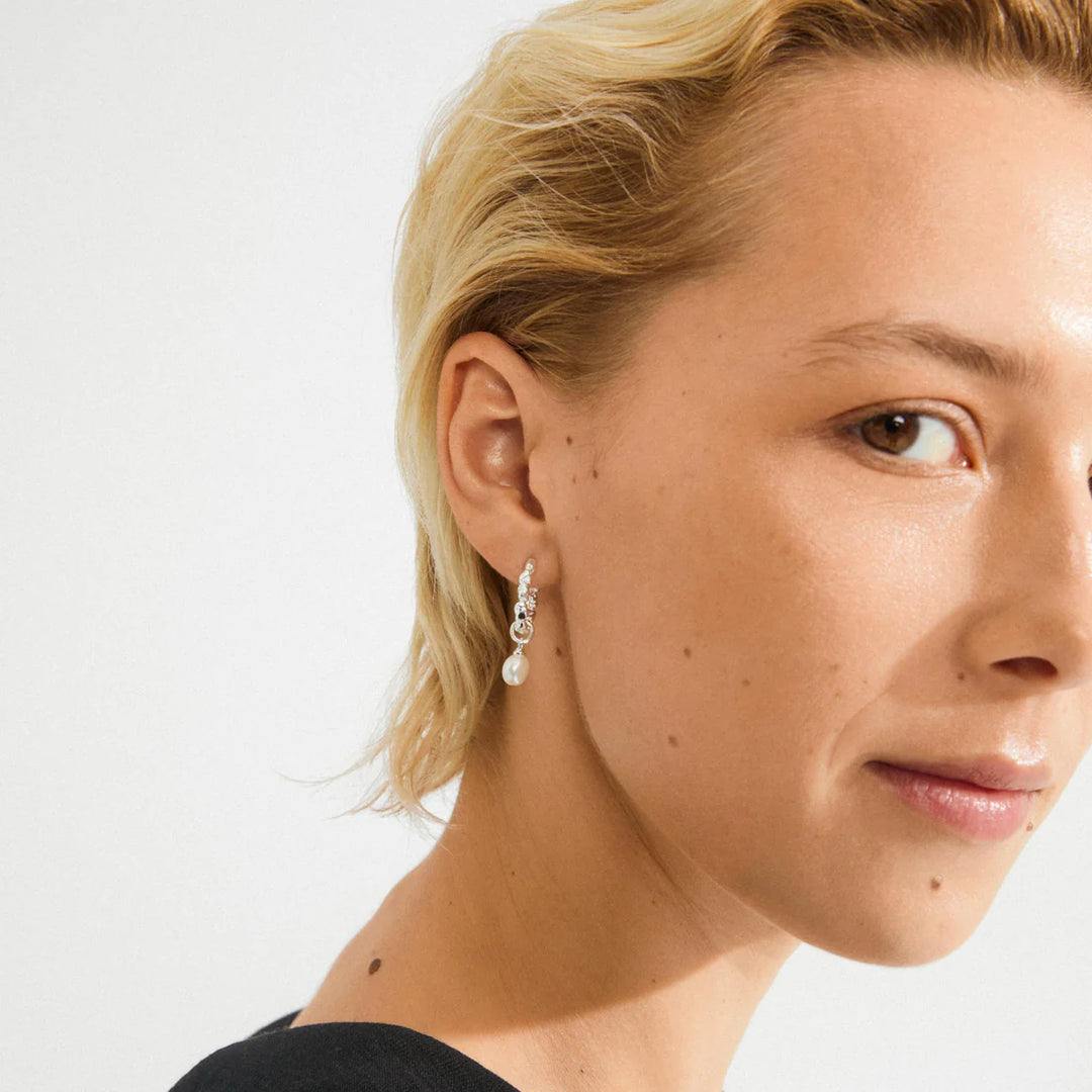 SHIFT RECYCLED FRESHWATER PEARL PENDANT EARRINGS "SILVER-PLATED"