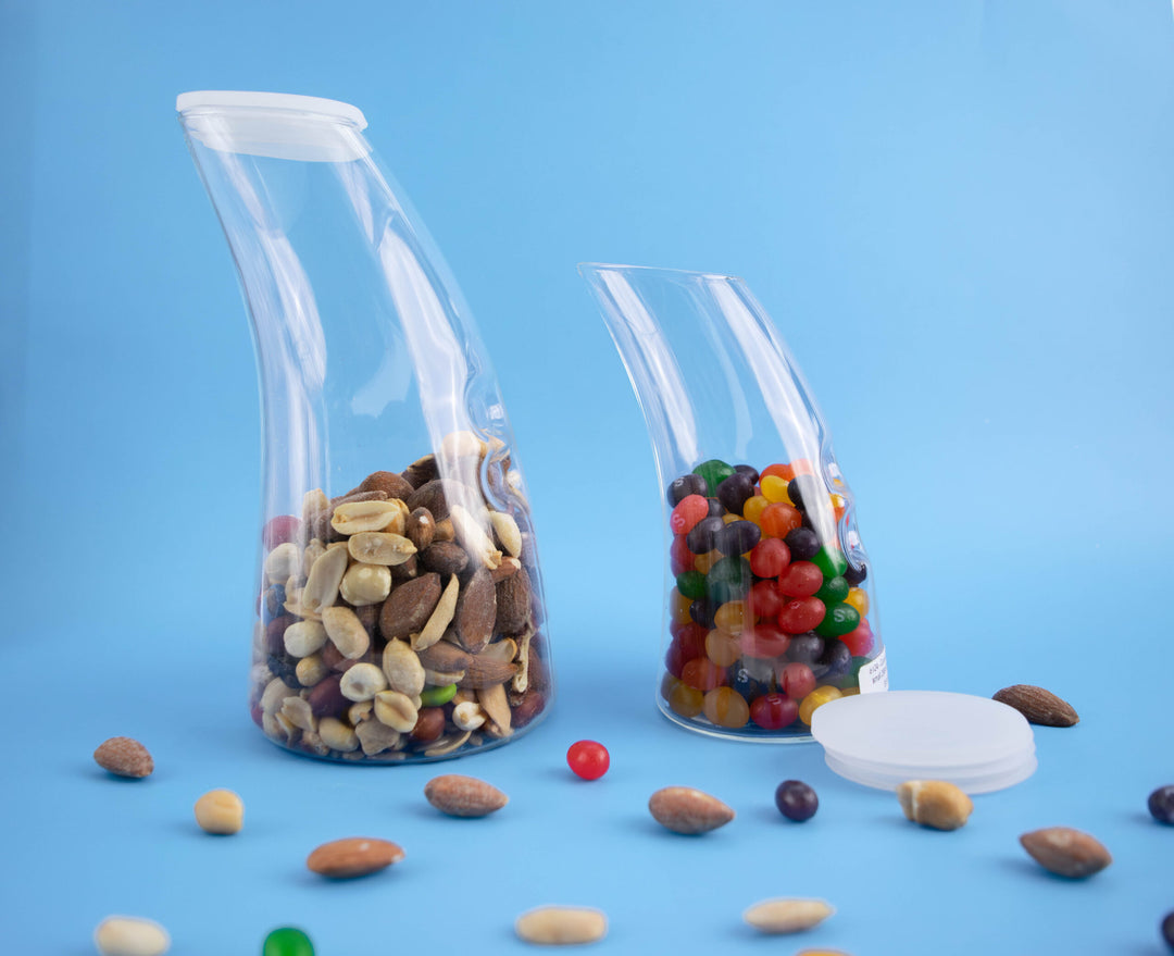 SMALL SNAK CARAFE WITH LID AND GIFT TUBE