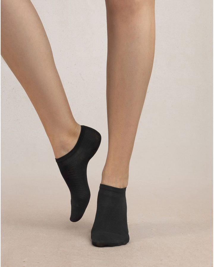 SCOTTISH YARN ANKLE SOCKS "BLACK"