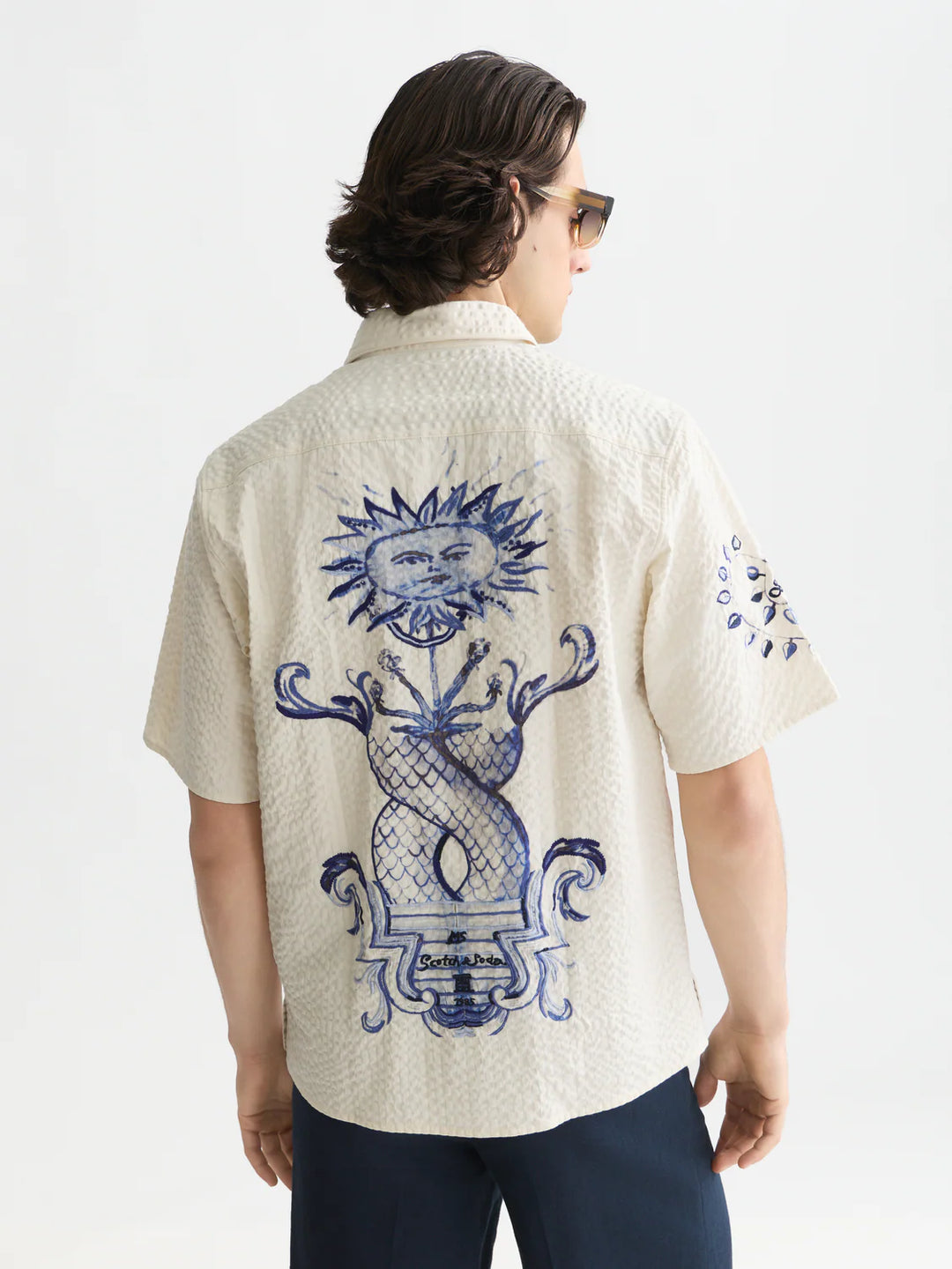 SCOTCH &amp; SODA X ROYAL DELFT RELAXED SHORT-SLEEVE SHIRT "EGGNOG"