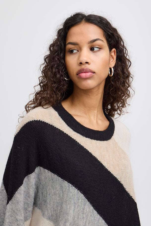 IHKAMARA PULLOVER "BLACK STRIPED"