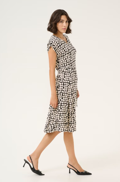 KABELLA JERSEY DRESS "BLACK SAND GRAPHIC DOT"