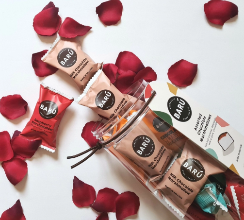 ASSORTED CHOCOLATE MARSHMALLOWS IN GIFT JAR 208G